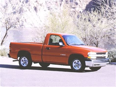 Used 2001 Chevrolet Silverado 1500 Regular Cab Short Bed Pricing | Kelley Blue Book