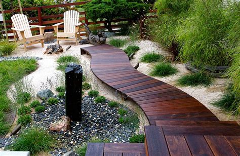 3 Amazing Raised Decking Ideas For Summer 2018 (and beyond) - Stewart ...