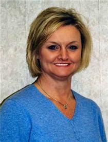 Linda Lee Earns Tennessee Broker License - Chattanoogan.com