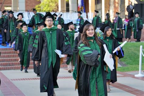 Renowned surgeon tells UCLA medical graduates, ‘All lives are of equal ...