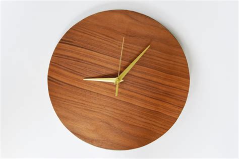 DIY Wall Clock - A Simple Wooden Project