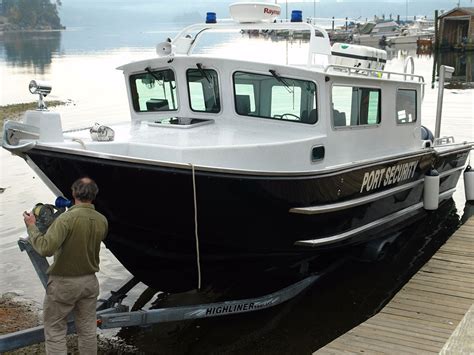 30' Cuddy Cabin Aluminum Boat by Silver Streak Boats