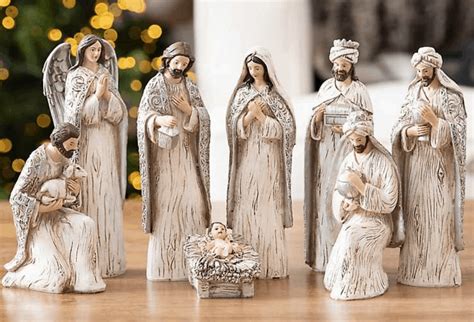 20+ Gorgeous and Modern Nativity Sets • The How To Mom