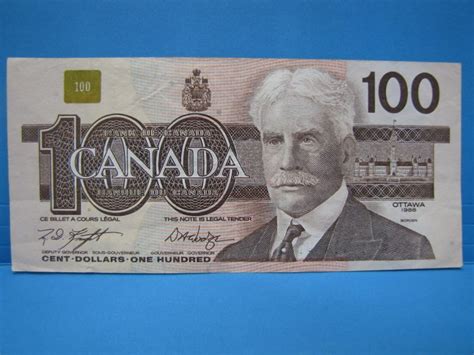 1988 Canadian 100 Dollar Bill