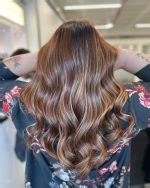 Caramel Highlights on Brown Hair: 25 Stunning Looks for 2024