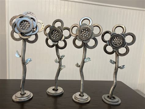 Upcycled Welded Metal Flower Art - Etsy