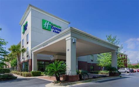 HOLIDAY INN EXPRESS & SUITES MOBILE WEST - I-65 $112 ($̶1̶4̶8̶) - Updated 2021 Prices & Hotel ...