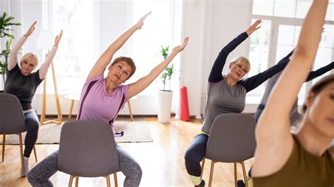 Seated Yoga Sequence For Seniors | Blog Dandk