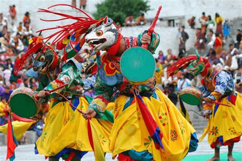 Bhutan Festivals - Top 10+ Biggest Festivals in Bhutan | Name & Calendar