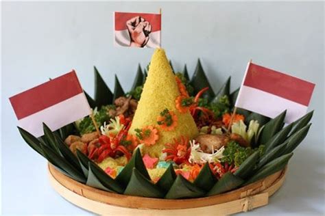 Model Nasi Tumpeng Hias Untuk Agustusan Terbaru 2017/2018 | Serving ...