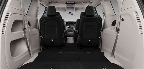 2021 Chrysler Voyager Interior & Safety | DARCARS Marlow Heights