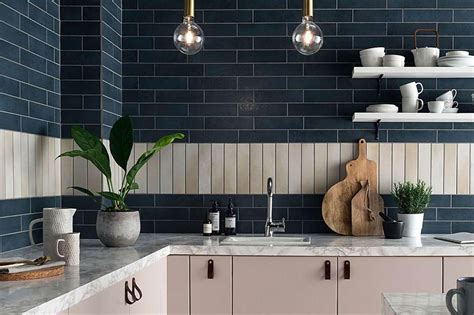 blue and white tile stripes - Google Search | Kitchen wall tiles, Kitchen wall tiles design ...