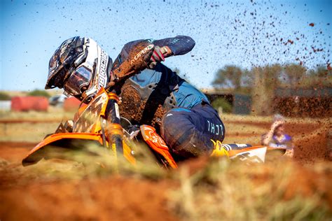 MotoX riders rip up the track in Bloem - Bloemfontein Courant