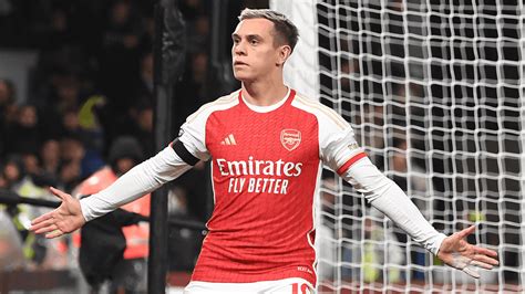 Trossard hails team spirit in Chelsea comeback | Interview | News | Arsenal.com