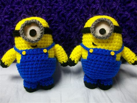 2000 Free Amigurumi Patterns: Free Despicable Me Minion Crochet Pattern