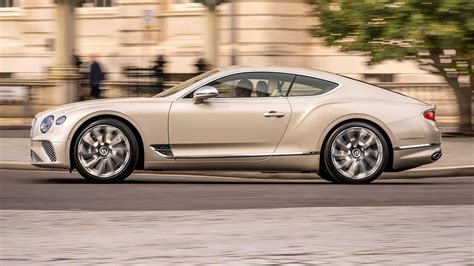 Bentley Continental GT Mulliner Coupe Debuts As Luxurious Grand Tourer