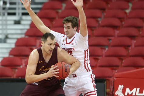 The Other Top 25: Loyola University Chicago continues to bludgeon its opponents - Mid-Major Madness