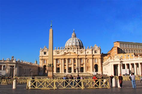 Vatican Library | Get The Centuries of Knowledge & Culture