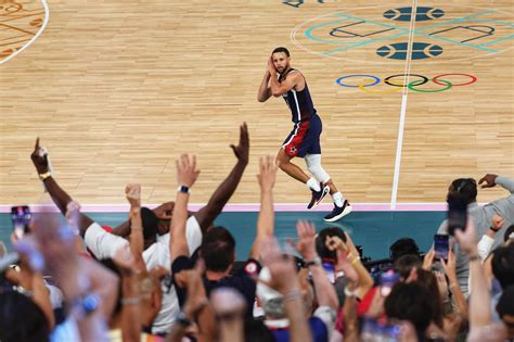 Stephen Curry scores 3 points in the final minute, US team wins 2024 Olympic men’s basketball ...