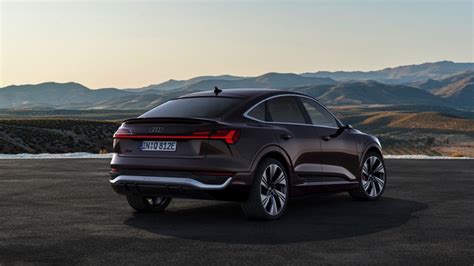 Audi Q8 e-tron Sportback 55 quattro (2022-2024) price and ...