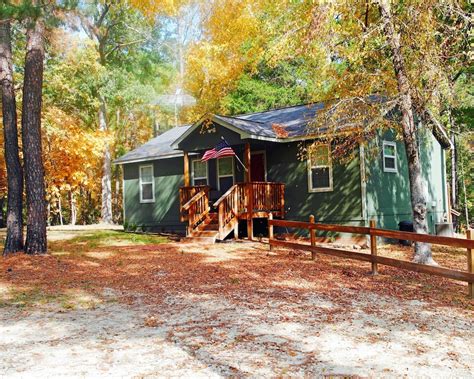 Grapeland, TX, US holiday rentals: cabins & more | Vrbo