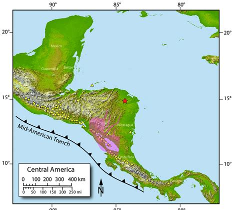 The Central American volcanic arc with the Mid-American trench to the ...