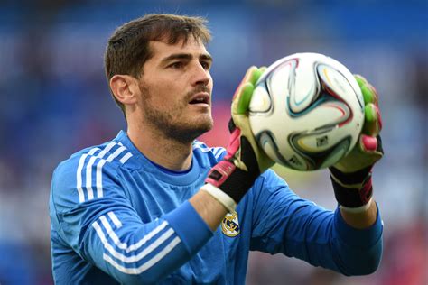 Spanish goalkeeping legend Iker Casillas returns to Real Madrid just ...