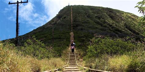 The Past And The Future Of The Koko Crater Stairs | HuffPost