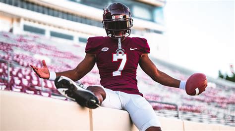 Virginia Tech Hokies To Wear 1999 Throwback Uniforms – SportsLogos.Net News