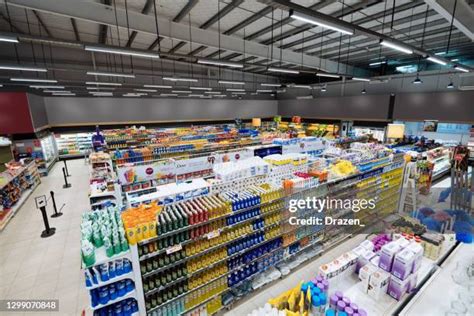 15 Grocery Store Aisles Wide Stock Photos, High-Res Pictures, and ...