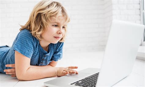 online Child Safety - Tips to keep your child safe online in 2020