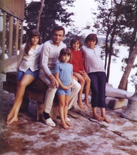 Johnny and his girls | Johnny cash, Johnny cash daughter, Johnny cash kids