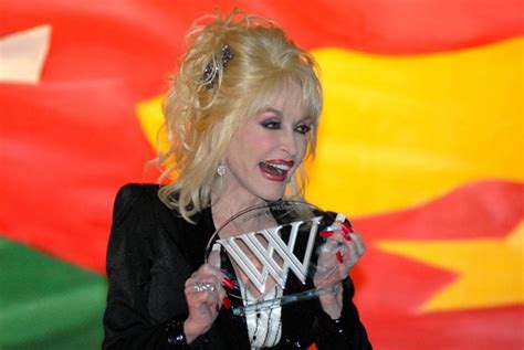 How Dolly Parton Achieved a Net Worth of $650 Million