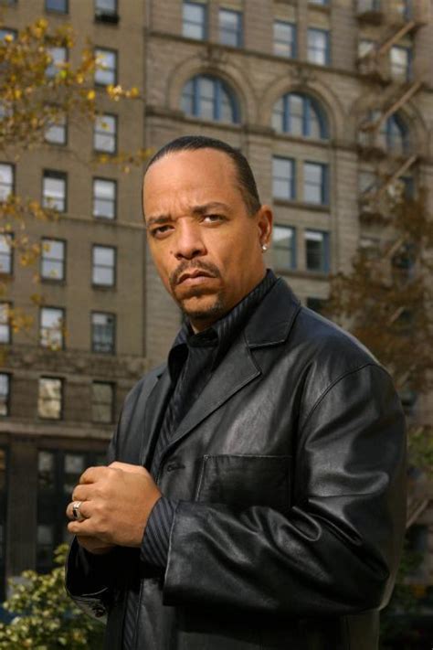 Det. Fin Tutuola - Law and Order SVU Photo (1064946) - Fanpop