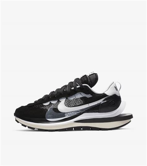 Nike x sacai VaporWaffle 'Black and White' Release Date. Nike SNKRS