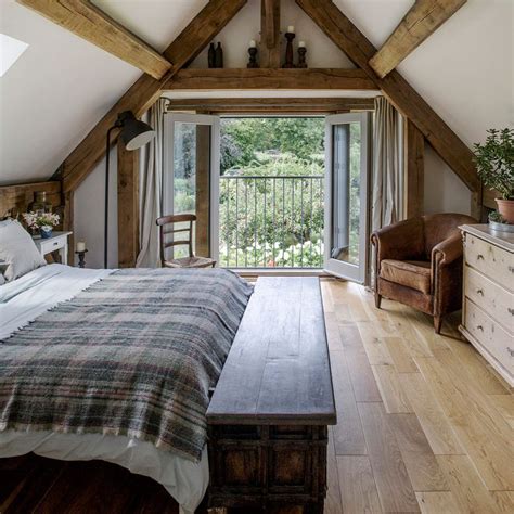 Explore this characterful two-bedroom oak-framed new-build in the New Forest | Loft conversion ...