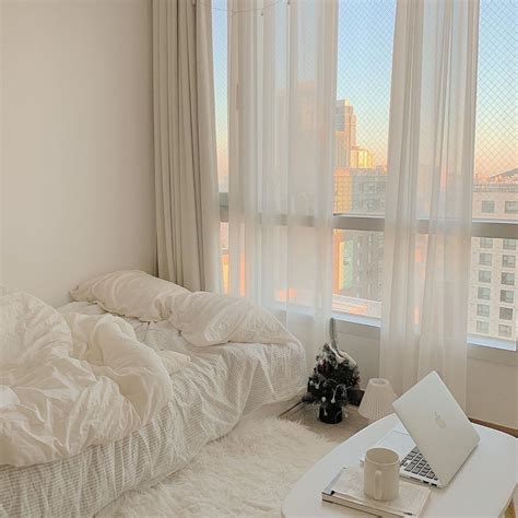 Image about white in Bedroom by interiorlover | Bedroom design, Minimalist room, Room ...