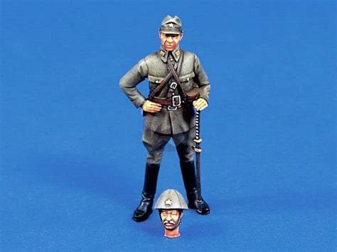VERLINDEN 54MM (1/35) Imperial Japanese Army Officer WWII w/Sword (2 heads) 356 $15.26 - PicClick
