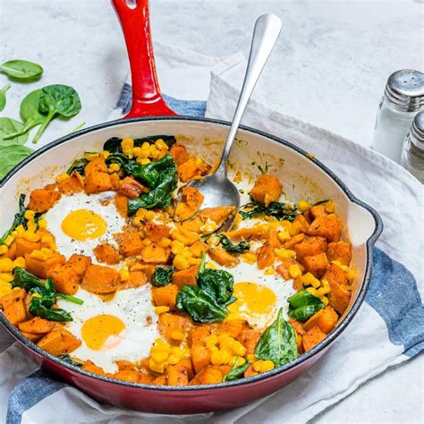 Sweet Potato N’ Egg Skillet to Wake Up and Eat Clean! | Clean Food Crush