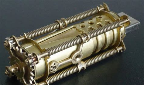 Handmade Solid Brass Steampunk USB Flash Drive | Gadgetsin