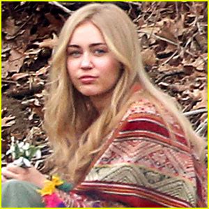 Miley Cyrus Wears Long Blonde Wig for Upcoming Amazon Series | Miley ...