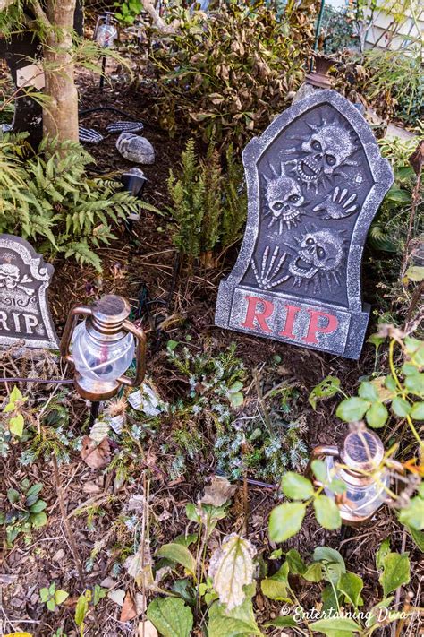 How to Create a Spooky Halloween Graveyard - Entertaining Diva @ From ...