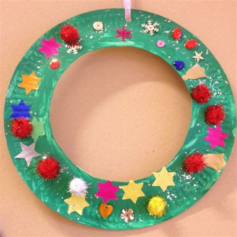 Christmas Wreath | Kerst knutselen, Kerst, Thema kerstmis knutselen