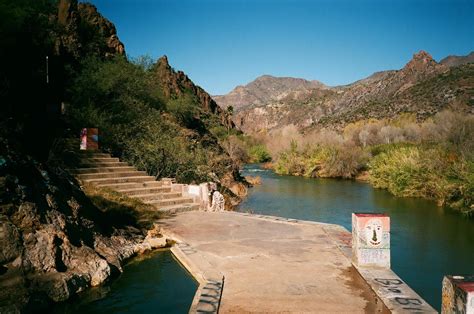 Camp Verde Hot Springs. Minolta Freedom3. Kodak Max 400 : r/35mm