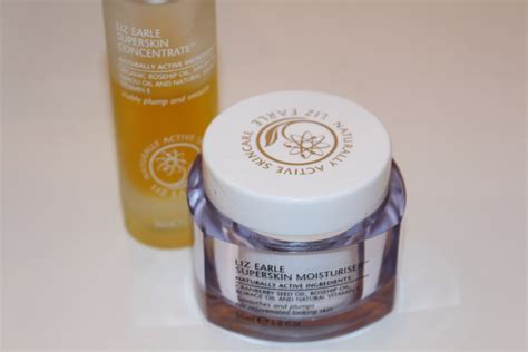 Liz Earle Superskin Moisturiser & Concentrate Review - Really Ree