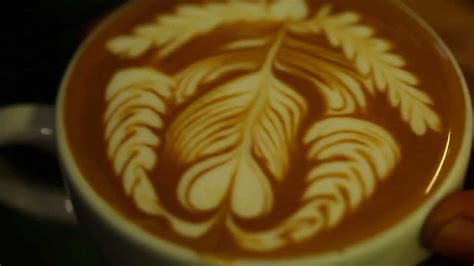 RISTR8TO Signature Latte art design for Flat White - YouTube