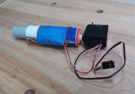 Build This Inexpensive Linear Actuator from a Glue Stick | Make: