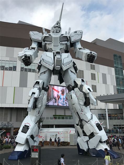 Gundam statue in Odaiba Tokyo | ガンダム