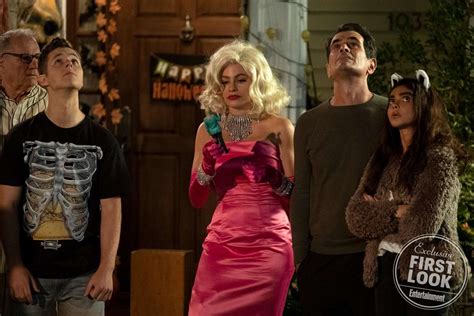 First look at Modern Family's Halloween costumes in Good Grief episode