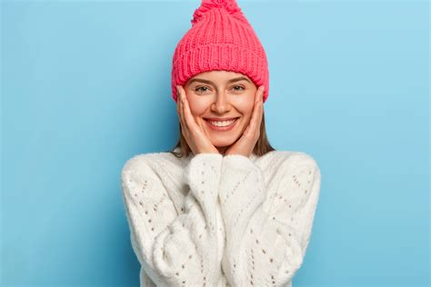 Winter dry skin: Causes, treatment, and more